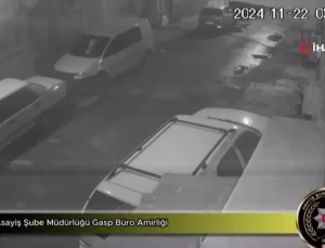 İzmir’de Eve Silahlı Saldırı Anı Kamerada