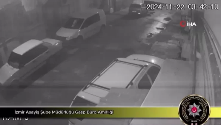 İzmir’de Eve Silahlı Saldırı Anı Kamerada