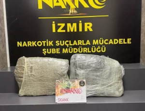 İzmir’de Havalimanında Skunk Operasyonu