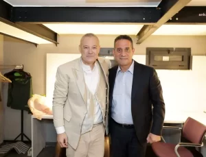 İzmir’de Öğretmenler Günü’ne Özel Tiyatro Gösterimi