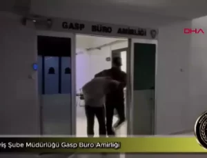 İzmir’de Perdeci Dükkanları Kurşunlandı