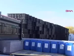 İzmir’de Plastik Fabrikasında Yangın Çıktı
