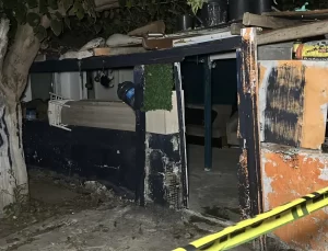 İzmir’de Yangında 5 Çocuk Hayatını Kaybetti