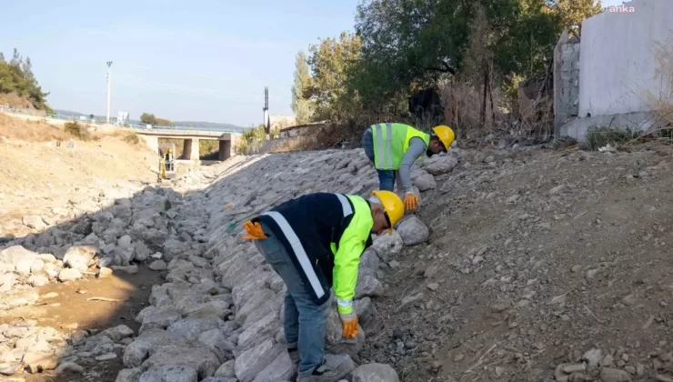 İZSU, Urla ve Seferihisar’da 60 Milyon Liralık Dere Islah Çalışmalarına Devam Ediyor