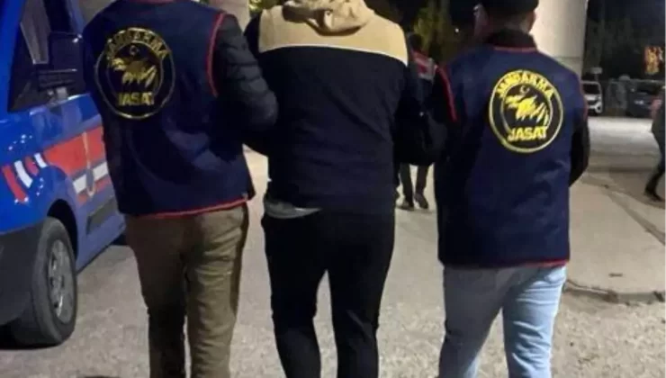 Jandarma, Firari Şahısı Yakaladı