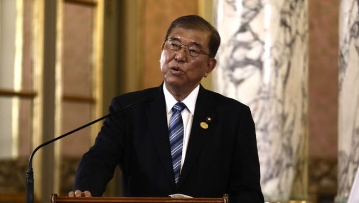 Japonya Başbakanı’ndan şirketlere yüksek maaş zammı çağrısı