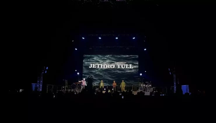 Jethro Tull İstanbul’da Çaldı
