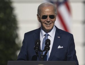 Joe Biden, başkanlığında ABD’ye 1 trilyon doların üzerinde yatırım çekildi