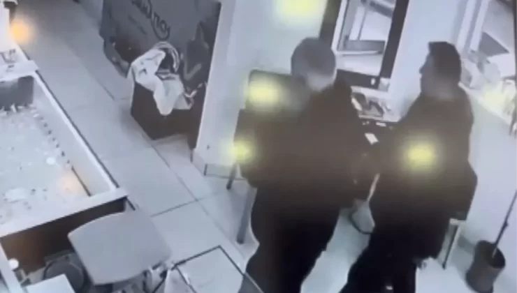 Kadıköy’de Kuyumcu Soygunu: İki Şüpheli Tutuklandı