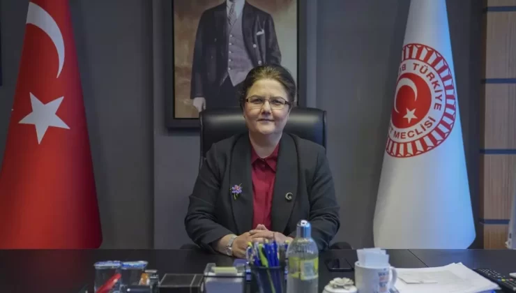 Kadına Yönelik Şiddet İnsanlık Suçudur