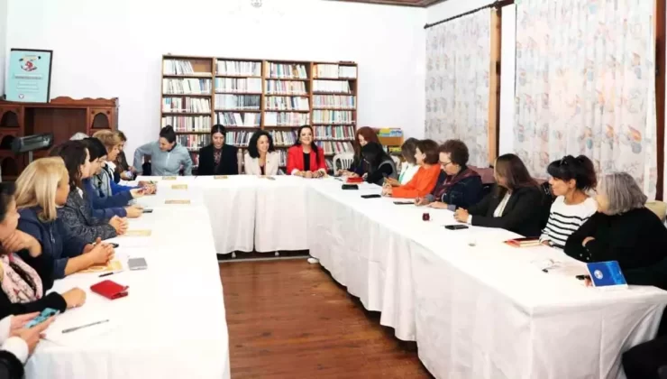 Kadına Yönelik Şiddete Karşı Farkındalık Toplantısı Gerçekleştirildi