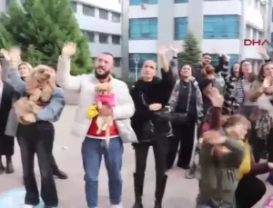 Kanserle Savaşan Genç Kızdan Sokak Hayvanlarına Destek