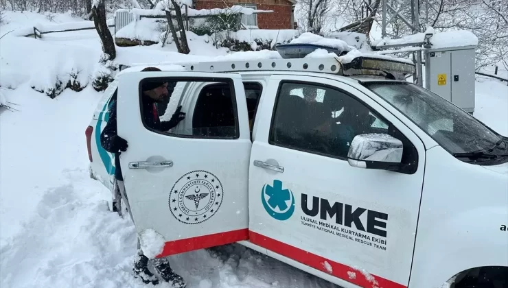 Kar Engeline Rağmen Hastaya Ulaşım