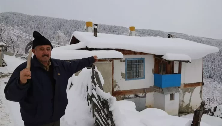 Kar nedeniyle kapalı yol hastaları kurtardı