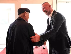 Karacabey Belediyesi’nden Ücretsiz Ulaşım Desteği