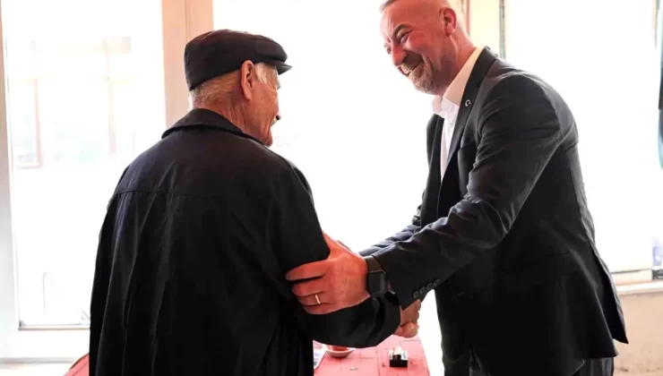 Karacabey Belediyesi’nden Ücretsiz Ulaşım Desteği