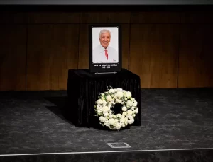 Karaciğer Nakli Efsanesi Münci Kalayoğlu Son Yolculuğuna Uğurlandı