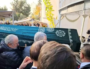 Karaciğer Naklinde Öncü Doktor Kalayoğlu’na Veda