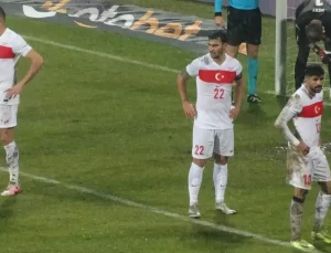 Karadağ’a 3-1 yenilen A Milli Takımımız, A Ligi’ne yükselme şansını play-offa bıraktı