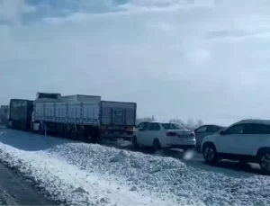 Karapınar’da Kar Aksama Yarattı