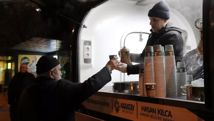 Karatay Belediyesi’nden Soğuk Havada Sıcak Çorba İkramı