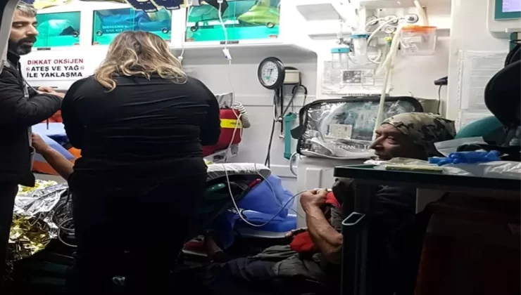 Karla Mahsur Kalan Çift AFAD Ekiplerince Kurtarıldı