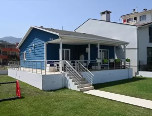 Karmod Batum’da Prefabrik Ev Kurdu