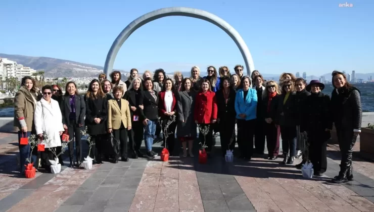 Karşıyaka Belediyesi, Kadına Yönelik Şiddete Karşı Mücadele Günü’nde Kadın Yöneticileri Bir Araya Getirdi