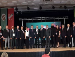 Karşıyaka’da Yönetim İstifa Etti