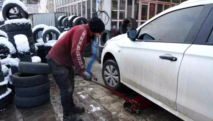 Kastamonu’da Kış Lastiği Yoğunluğu