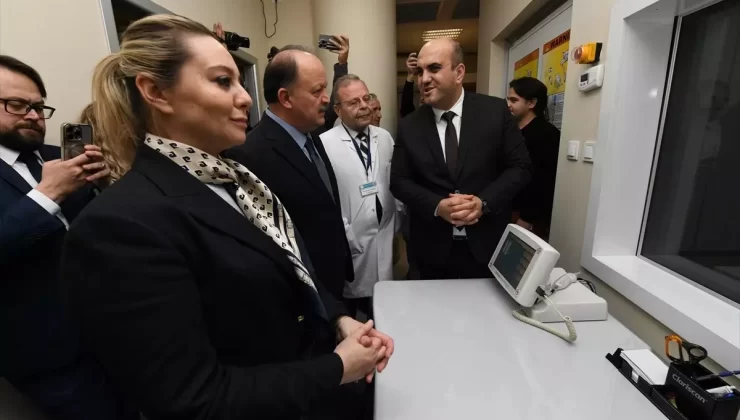 Kastamonu’da yapay zeka destekli MR cihazının açılışı yapıldı