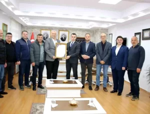 Kaymakam Furkan Alpay’a Fahri Hemşehrilik Beratı Verildi