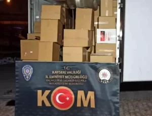 Kayseri’de 2 Milyon Dal Kaçak Makaron Ele Geçirildi