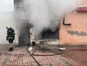 Kayseri’de Oto Yıkama Deposunda Yangın