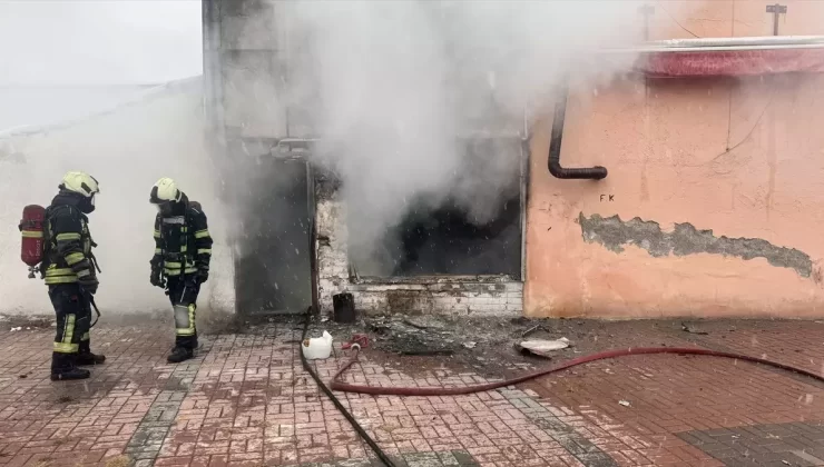 Kayseri’de Oto Yıkama Deposunda Yangın