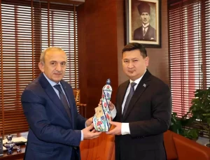 Kazakistan ile Ticaret İlişkileri Gelişiyor