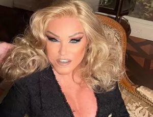 Kedi Kadın Jocelyn Wildenstein’den estetik açıklaması: “Hiç estetik yaptırmadım”