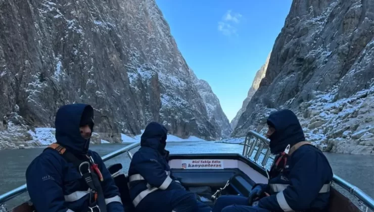 Kemaliye’de Elektrik Ekipleri Tipiye Yakalandı