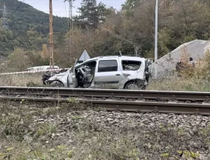 Kilimli’de Tren Kazası: 2 Yaralı