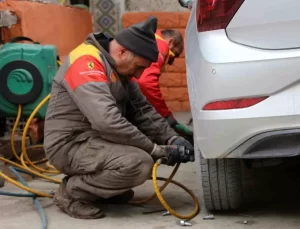Kış Lastiği Zorunluluğu Öncesi Yoğunluk Artıyor