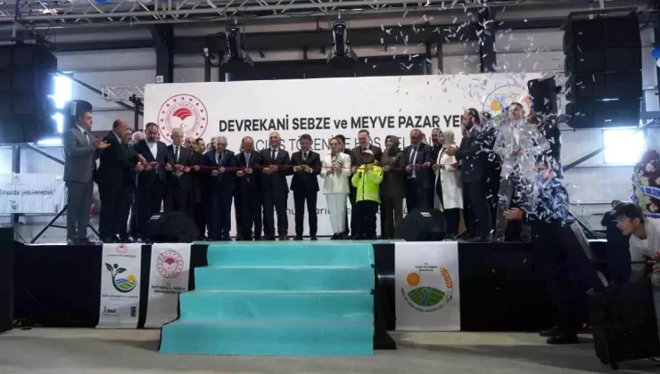 Kışın ısıtacak, yazın serinletecek pazar yerinin açılışını Bakan Yumaklı yaptı