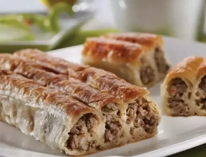 Kıyma yerine sakatat kullandığı iddia edilen 129 yıllık börekçiden açıklama var