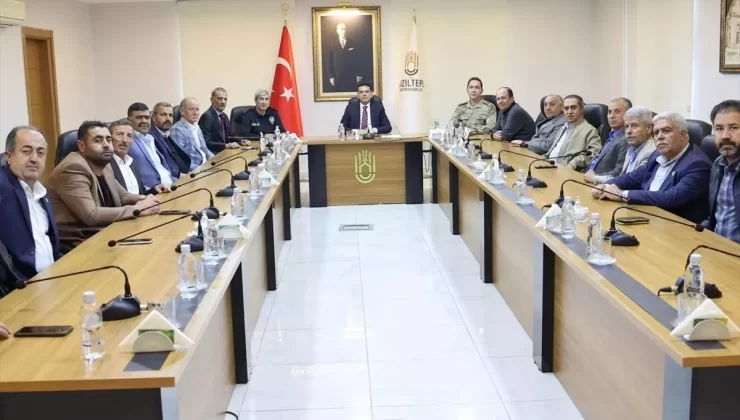 Kızıltepe’de Muhtarlarla Toplantı