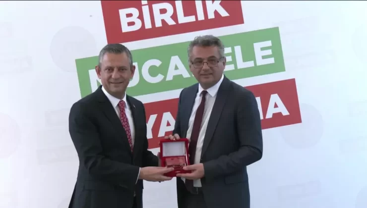 KKTC’nin 41. Yıl Dönümü Kutlandı