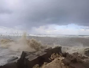 Kocaali’de Balıkçılar Fırtına Dolayısıyla Avlanamadı