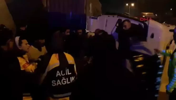 Kocaeli’de TIR Kazası: Bir Şoför Ağır Yaralandı