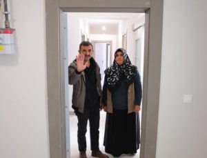 Konutuna kavuşan Kahramanmaraşlı depremzede: Böyle bir ev alamazdık