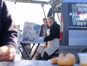 Konya’da Hayırsever Lokman Yıldız, 7 Yıldır Ücretsiz Çorba ve Limonata Dağıtıyor