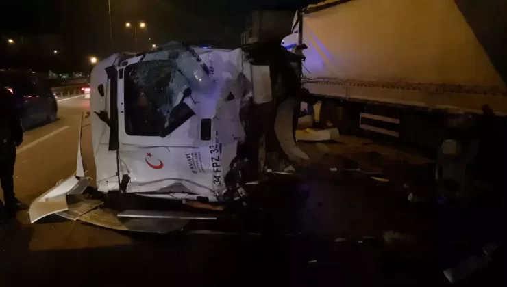 Körfez’deki TIR Kazasında Şoför Ağır Yaralandı