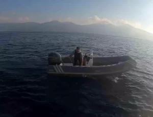 Kuşadası’nda Göçmen Kaçakçısı Yakalandı